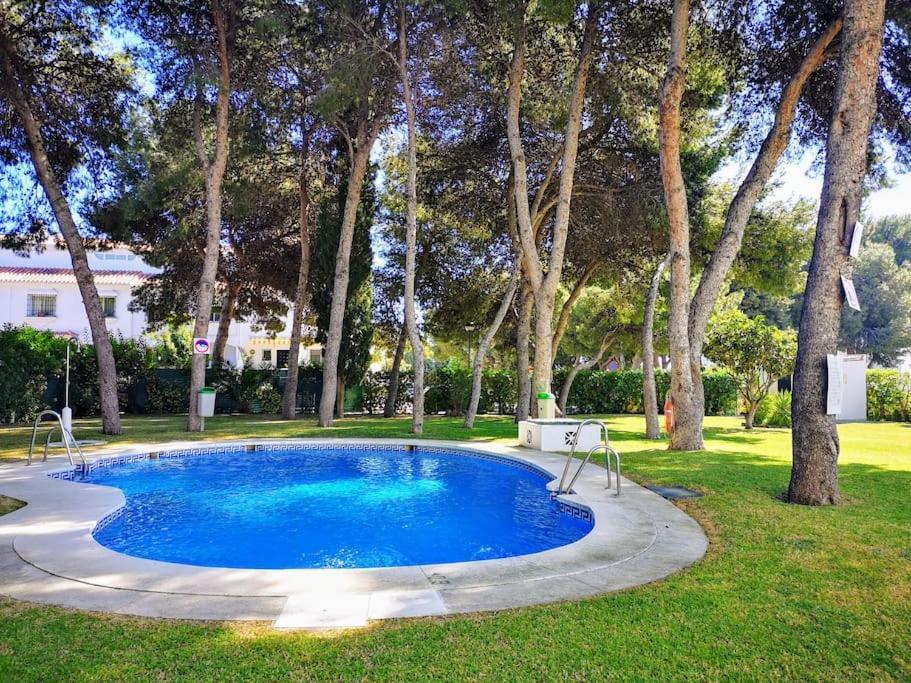 Apartamento ¡NUEVO! Zona tranquila cerca de la playa de La Carihuela Torremolinos Exterior foto